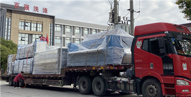 一天連發(fā)六車，百強洗滌設(shè)備到底強在哪里？